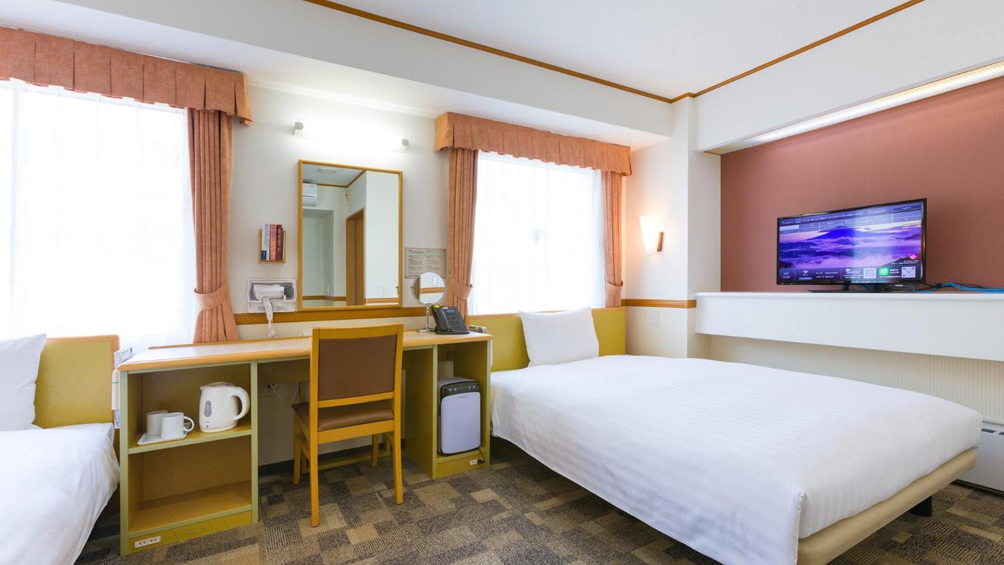 Toyoko Inn Fujisan Numazu Eki Kita Guchi No 2 Chambre photo