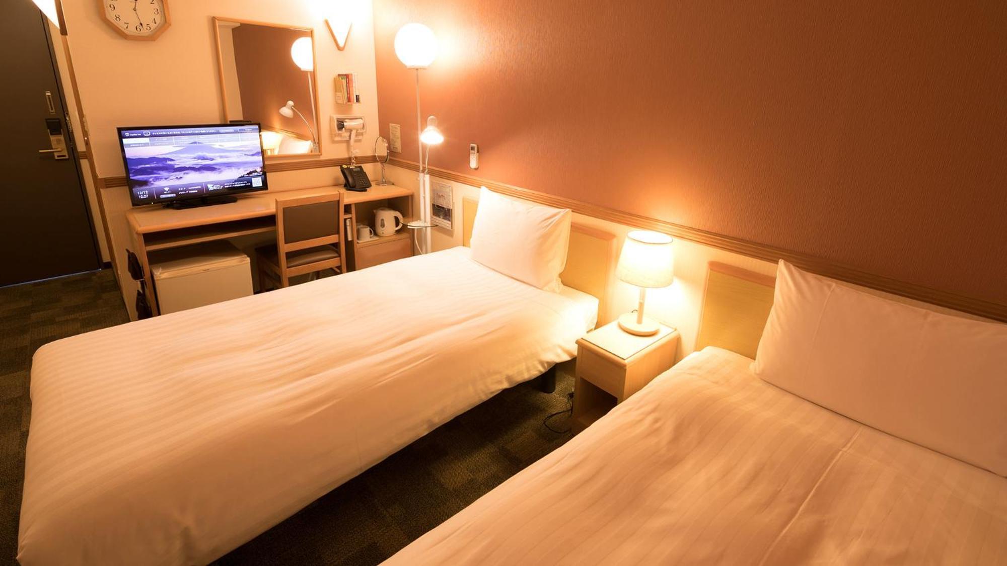 Toyoko Inn Fujisan Numazu Eki Kita Guchi No 2 Chambre photo